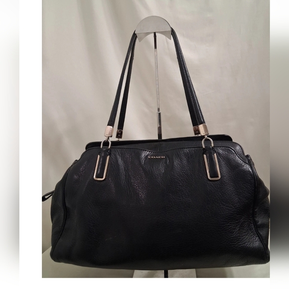 Coach Madison 25161 Black Leather Purse Shoulder Bag Dividers Zip and Snap - Picture 1 of 14